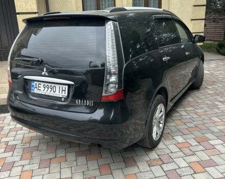 Чорний Міцубісі Грандіс, об'ємом двигуна 2.4 л та пробігом 137 тис. км за 9300 $, фото 1 на Automoto.ua