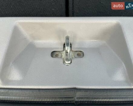 Черный Мицубиси Грандис, объемом двигателя 2.4 л и пробегом 49 тыс. км за 9250 $, фото 142 на Automoto.ua