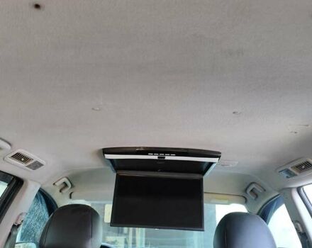 Черный Мицубиси Грандис, объемом двигателя 2.38 л и пробегом 248 тыс. км за 7200 $, фото 2 на Automoto.ua