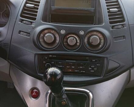 Черный Мицубиси Грандис, объемом двигателя 1.97 л и пробегом 261 тыс. км за 7400 $, фото 7 на Automoto.ua