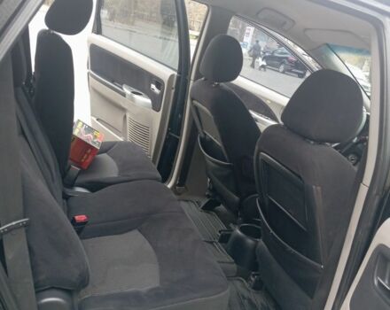 Черный Мицубиси Грандис, объемом двигателя 2.4 л и пробегом 272 тыс. км за 7000 $, фото 2 на Automoto.ua