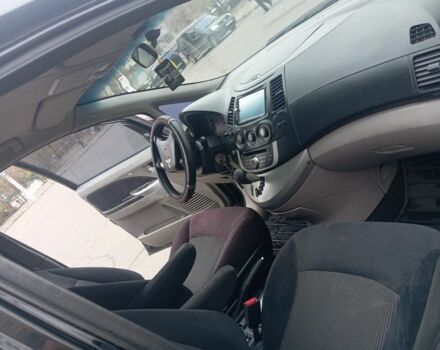 Черный Мицубиси Грандис, объемом двигателя 2.4 л и пробегом 272 тыс. км за 7000 $, фото 3 на Automoto.ua