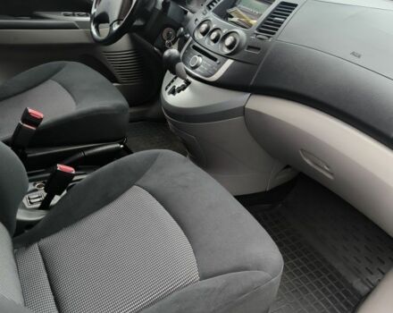 Черный Мицубиси Грандис, объемом двигателя 2.4 л и пробегом 62 тыс. км за 8500 $, фото 7 на Automoto.ua