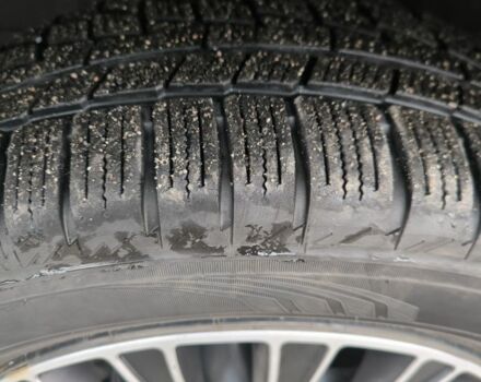 Черный Мицубиси Грандис, объемом двигателя 2.4 л и пробегом 62 тыс. км за 8500 $, фото 6 на Automoto.ua