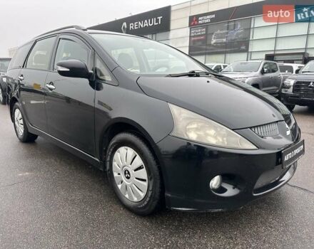 Черный Мицубиси Грандис, объемом двигателя 2.4 л и пробегом 212 тыс. км за 5300 $, фото 1 на Automoto.ua