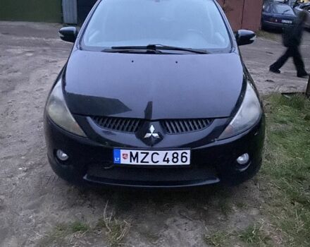 Черный Мицубиси Грандис, объемом двигателя 0 л и пробегом 260 тыс. км за 2400 $, фото 1 на Automoto.ua
