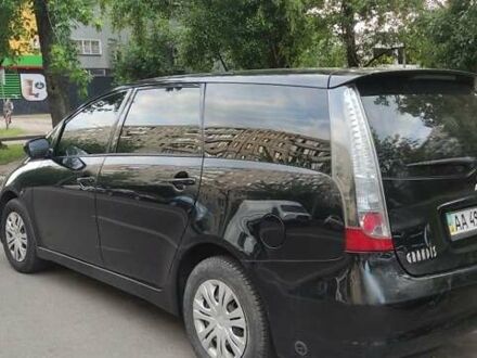 Черный Мицубиси Грандис, объемом двигателя 2.4 л и пробегом 380 тыс. км за 4400 $, фото 1 на Automoto.ua