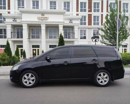 Черный Мицубиси Грандис, объемом двигателя 2.4 л и пробегом 315 тыс. км за 5800 $, фото 1 на Automoto.ua