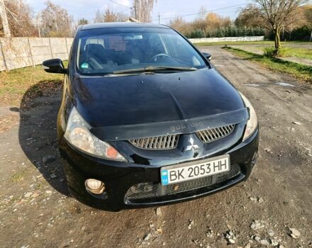 Черный Мицубиси Грандис, объемом двигателя 2 л и пробегом 249 тыс. км за 5350 $, фото 1 на Automoto.ua