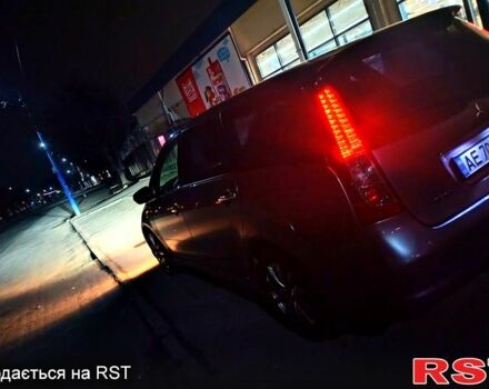 Фиолетовый Мицубиси Грандис, объемом двигателя 2.4 л и пробегом 273 тыс. км за 6000 $, фото 4 на Automoto.ua