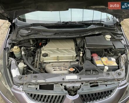 Фиолетовый Мицубиси Грандис, объемом двигателя 2.38 л и пробегом 200 тыс. км за 5500 $, фото 12 на Automoto.ua