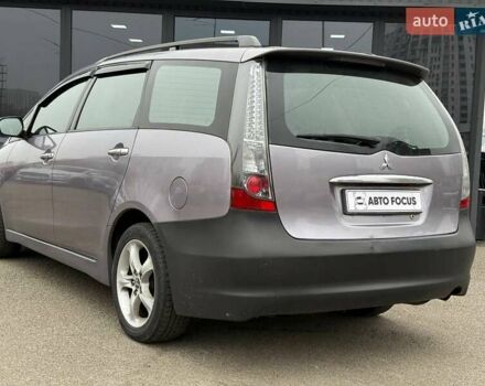 Фіолетовий Міцубісі Грандіс, об'ємом двигуна 2.38 л та пробігом 185 тис. км за 5990 $, фото 7 на Automoto.ua