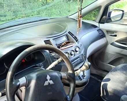 Мицубиси Грандис 2006 в Киеве на Automoto.ua Фиолетовый Мицубиси Грандис, объемом двигателя 2.4 л и пробегом 340 тыс. км за 5000 $, фото 4 на Automoto.ua