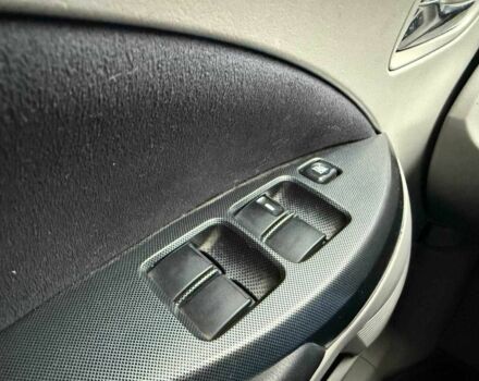 Фіолетовий Міцубісі Грандіс, об'ємом двигуна 2.4 л та пробігом 185 тис. км за 5990 $, фото 15 на Automoto.ua