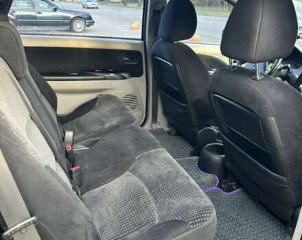 Фиолетовый Мицубиси Грандис, объемом двигателя 2.38 л и пробегом 261 тыс. км за 5400 $, фото 9 на Automoto.ua