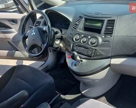 Фиолетовый Мицубиси Грандис, объемом двигателя 2.4 л и пробегом 228 тыс. км за 6780 $, фото 19 на Automoto.ua