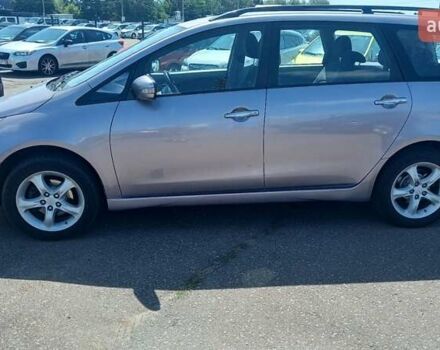 Фиолетовый Мицубиси Грандис, объемом двигателя 2.4 л и пробегом 228 тыс. км за 6780 $, фото 3 на Automoto.ua