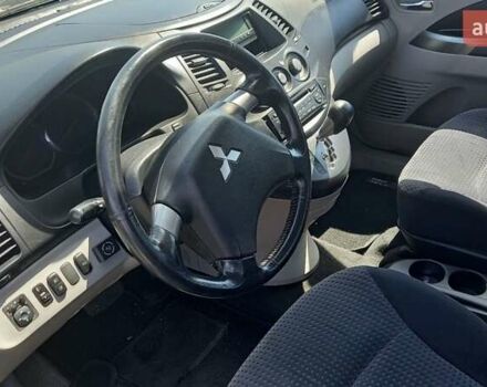 Фиолетовый Мицубиси Грандис, объемом двигателя 2.4 л и пробегом 228 тыс. км за 6780 $, фото 12 на Automoto.ua