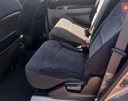 Фиолетовый Мицубиси Грандис, объемом двигателя 2.4 л и пробегом 228 тыс. км за 6780 $, фото 10 на Automoto.ua