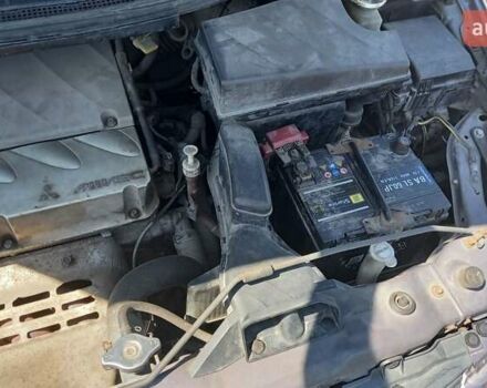 Фиолетовый Мицубиси Грандис, объемом двигателя 2.4 л и пробегом 228 тыс. км за 6780 $, фото 20 на Automoto.ua