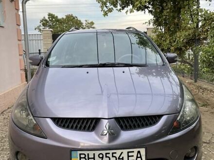 Фиолетовый Мицубиси Грандис, объемом двигателя 2.38 л и пробегом 200 тыс. км за 5500 $, фото 1 на Automoto.ua