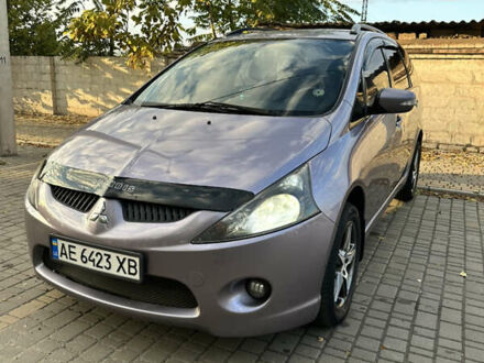 Фиолетовый Мицубиси Грандис, объемом двигателя 2.4 л и пробегом 270 тыс. км за 5250 $, фото 1 на Automoto.ua