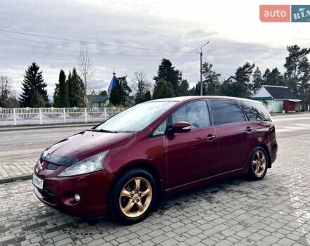 Червоний Міцубісі Грандіс, об'ємом двигуна 2.38 л та пробігом 341 тис. км за 3900 $, фото 1 на Automoto.ua