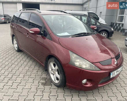 Красный Мицубиси Грандис, объемом двигателя 2.38 л и пробегом 117 тыс. км за 6999 $, фото 9 на Automoto.ua