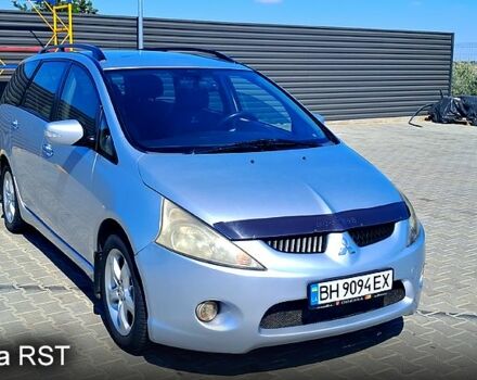 Мицубиси Грандис 2005 в Николаеве на Automoto.ua Красный Мицубиси Грандис, объемом двигателя 1.5 л и пробегом 300 тыс. км за 5300 $, фото 1 на Automoto.ua