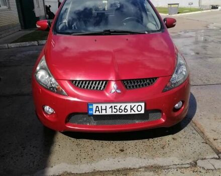 Красный Мицубиси Грандис, объемом двигателя 1.97 л и пробегом 235 тыс. км за 7100 $, фото 1 на Automoto.ua