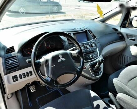 Мицубиси Грандис 2008 в Киеве на Automoto.ua Мицубиси Грандис, объемом двигателя 2 л и пробегом 237 тыс. км за 8500 $, фото 20 на Automoto.ua