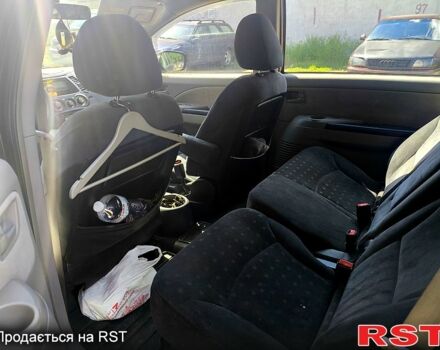 Мицубиси Грандис, объемом двигателя 2.4 л и пробегом 218 тыс. км за 4800 $, фото 3 на Automoto.ua