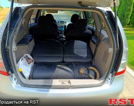 Мицубиси Грандис, объемом двигателя 2.4 л и пробегом 0 тыс. км за 4700 $, фото 5 на Automoto.ua