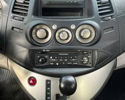 Мицубиси Грандис, объемом двигателя 2.38 л и пробегом 280 тыс. км за 5999 $, фото 12 на Automoto.ua