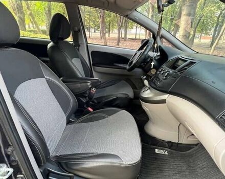 Мицубиси Грандис, объемом двигателя 2.38 л и пробегом 280 тыс. км за 5999 $, фото 13 на Automoto.ua