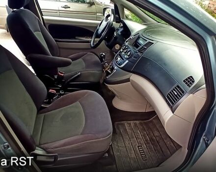 Мицубиси Грандис 2007 в Кропивницком (Кировограде) на Automoto.ua Мицубиси Грандис, объемом двигателя 2 л и пробегом 242 тыс. км за 5200 $, фото 3 на Automoto.ua