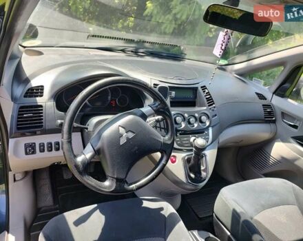 Мицубиси Грандис, объемом двигателя 2 л и пробегом 295 тыс. км за 6500 $, фото 13 на Automoto.ua