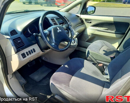 Мицубиси Грандис, объемом двигателя 2.4 л и пробегом 210 тыс. км за 6800 $, фото 7 на Automoto.ua
