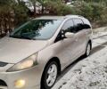 Желтый Мицубиси Грандис, объемом двигателя 2.38 л и пробегом 258 тыс. км за 5500 $, фото 2 на Automoto.ua