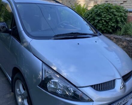 Сірий Міцубісі Грандіс, об'ємом двигуна 0 л та пробігом 306 тис. км за 6200 $, фото 5 на Automoto.ua