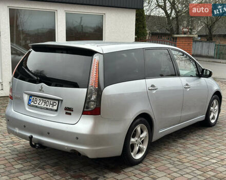 Серый Мицубиси Грандис, объемом двигателя 2.4 л и пробегом 263 тыс. км за 5300 $, фото 6 на Automoto.ua