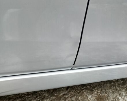 Сірий Міцубісі Грандіс, об'ємом двигуна 2.4 л та пробігом 288 тис. км за 6000 $, фото 10 на Automoto.ua