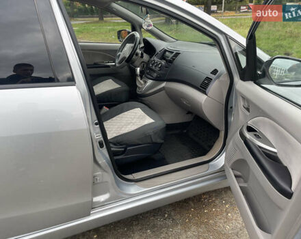 Сірий Міцубісі Грандіс, об'ємом двигуна 2.4 л та пробігом 282 тис. км за 5200 $, фото 14 на Automoto.ua