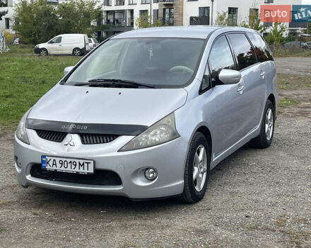 Сірий Міцубісі Грандіс, об'ємом двигуна 2.4 л та пробігом 282 тис. км за 5200 $, фото 11 на Automoto.ua