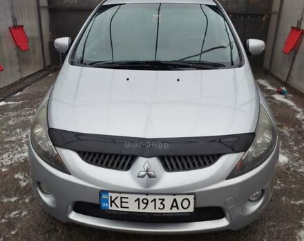 Сірий Міцубісі Грандіс, об'ємом двигуна 2.4 л та пробігом 289 тис. км за 6000 $, фото 16 на Automoto.ua