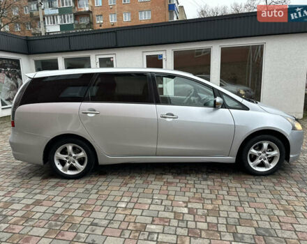 Серый Мицубиси Грандис, объемом двигателя 2.4 л и пробегом 263 тыс. км за 5300 $, фото 8 на Automoto.ua