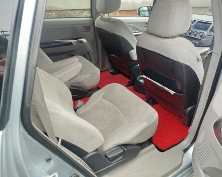 Сірий Міцубісі Грандіс, об'ємом двигуна 2.4 л та пробігом 288 тис. км за 6000 $, фото 2 на Automoto.ua