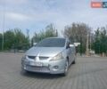 Серый Мицубиси Грандис, объемом двигателя 2.4 л и пробегом 311 тыс. км за 4800 $, фото 1 на Automoto.ua