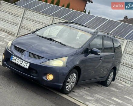 Сірий Міцубісі Грандіс, об'ємом двигуна 2.4 л та пробігом 396 тис. км за 3999 $, фото 18 на Automoto.ua