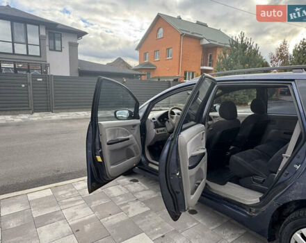 Сірий Міцубісі Грандіс, об'ємом двигуна 2.4 л та пробігом 396 тис. км за 3999 $, фото 28 на Automoto.ua